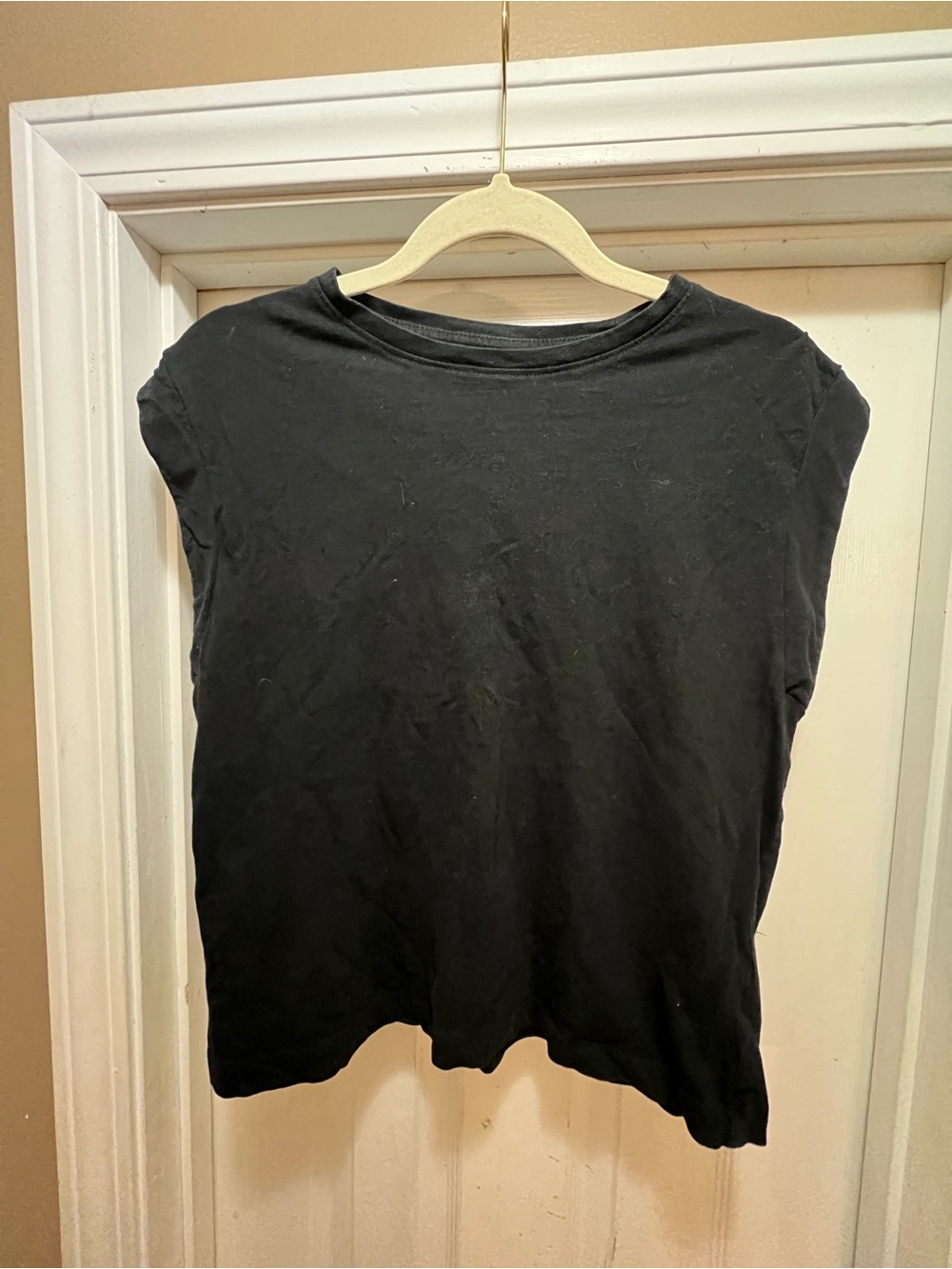 a new day Black Cap-Sleeve Crewneck Tee